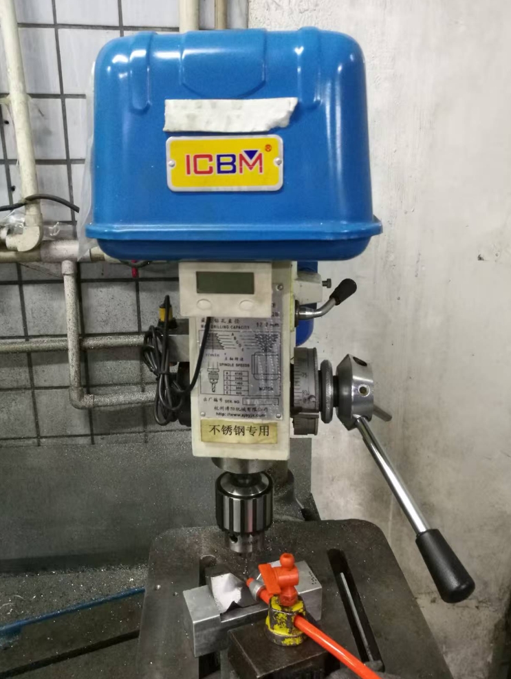 Tapping Machine