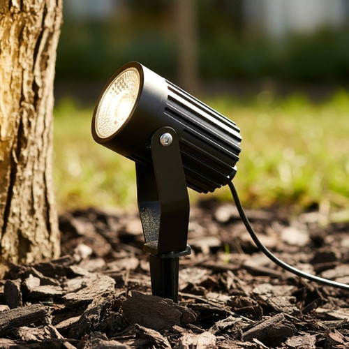 Precision Garden Lighting